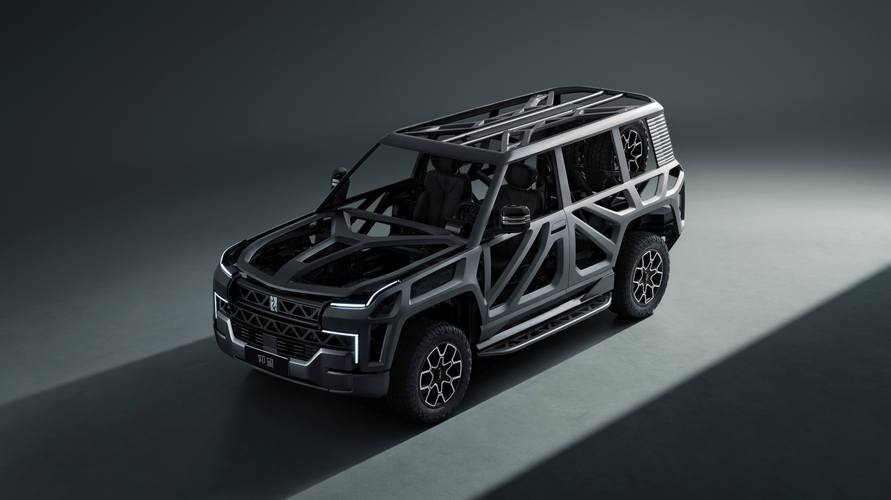 东莞211仰望U8硬派越野的科技魅力，国能汽车对传统燃油车市场的冲击